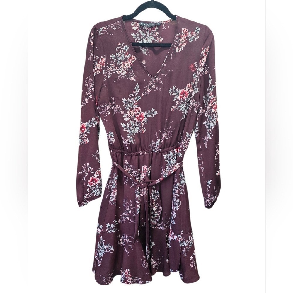 White House Black Market Burgundy Floral V-Neck Dress Long Sleeve Size 4